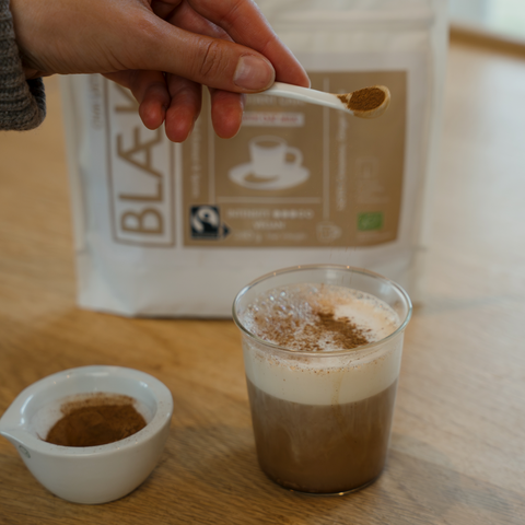 BLÆK Instant Chai Latte